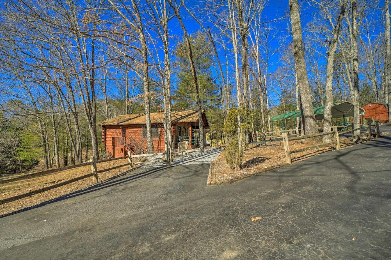 Franklin Cabin With Porch Near Hiking And Waterfalls! Bagian luar foto